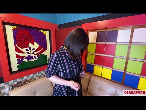 ❤️ Kuti Japonè ak gwo tit masturbe ak jwèt sèks epi li gen yon orgasm. Li pale nan yon entèvyou sou eksperyans mèrdik li. Tèt gwo ak chat pwale plen jemi byen fò. Osakaporn ❌ Videyo sèks nan ht.com-porn-hat.ru